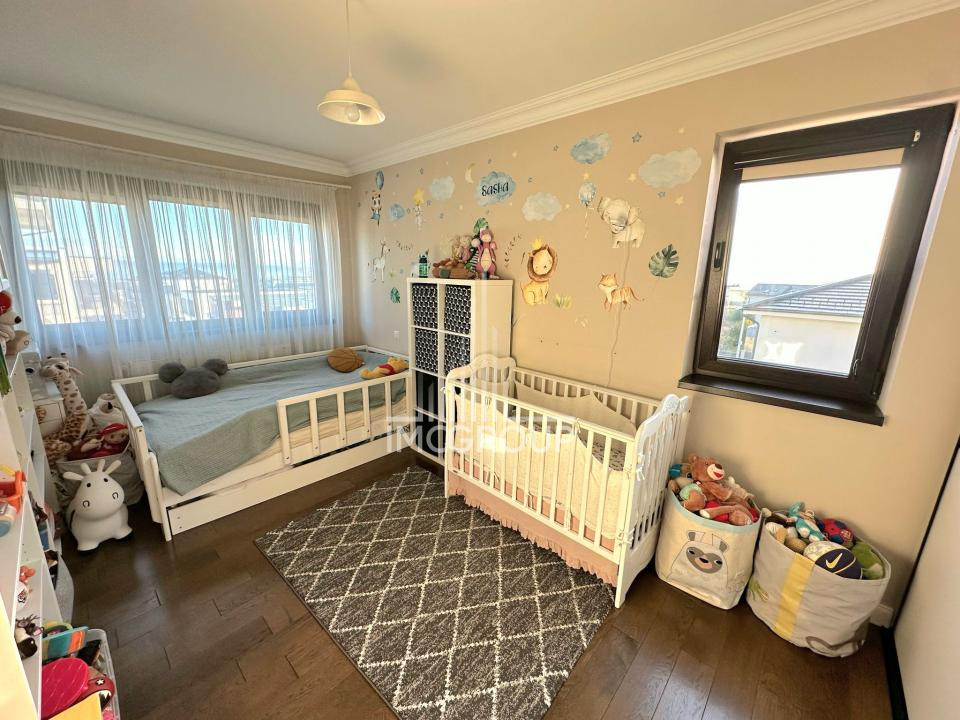 Apartament modern cu 3 camere de închiriat | Europa | 77 mp | 2 parcări 