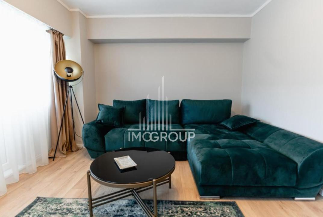 Apartament 3 camere si 2 bai de inchiriat pe str Observatorului, parcare