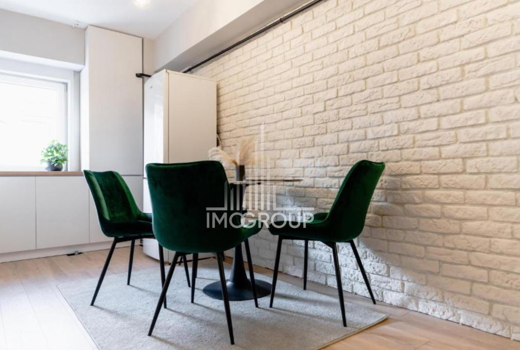 Apartament 3 camere si 2 bai de inchiriat pe str Observatorului, parcare