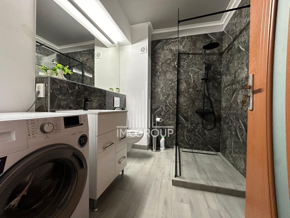 Apartament cu 3 camere de inchiriat in zona Semicentrala