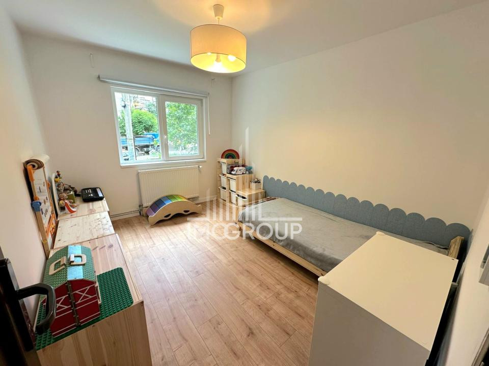 Apartament modern 3 camere dec de închiriat, Plopilor, USAMV Platinia