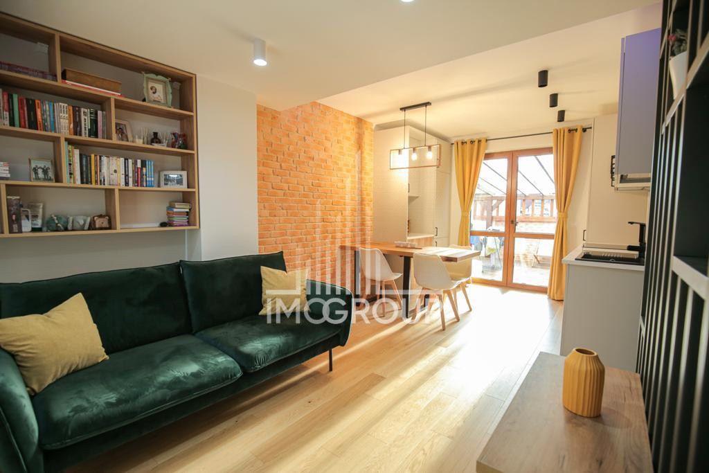 De inchiriat apartament 2 camere Iulius Mall parcare terasa premium