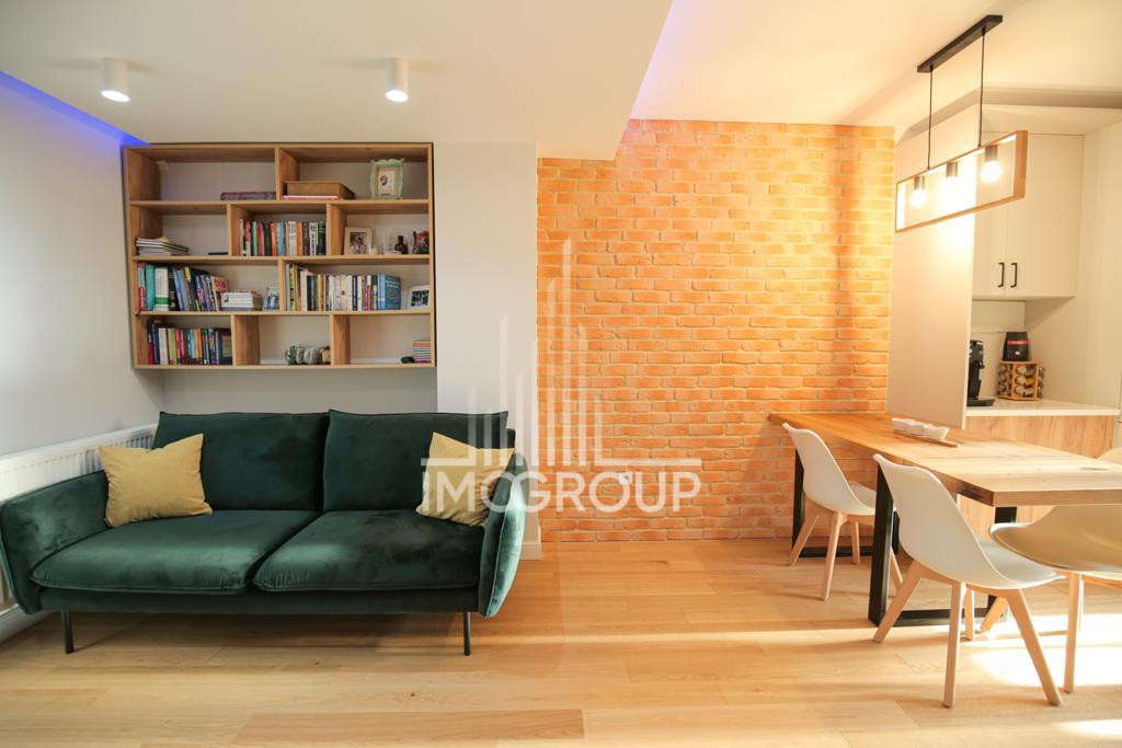 De inchiriat apartament 2 camere Iulius Mall parcare terasa premium