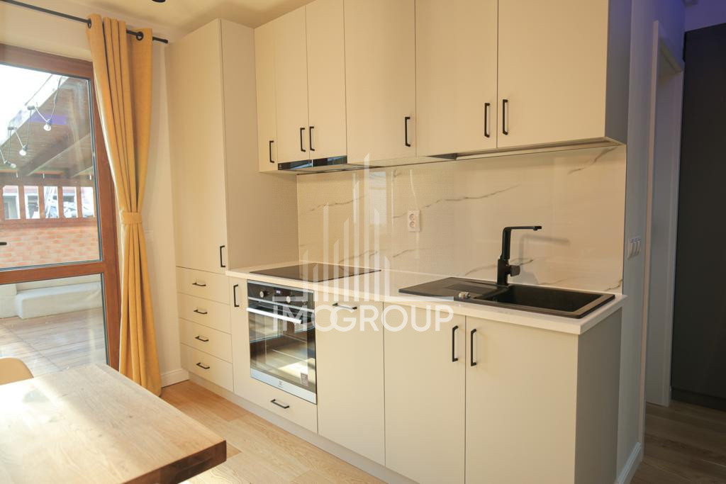 De inchiriat apartament 2 camere Iulius Mall parcare terasa premium