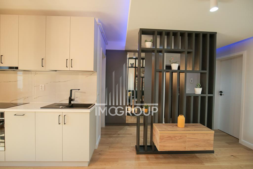 De inchiriat apartament 2 camere Iulius Mall parcare terasa premium
