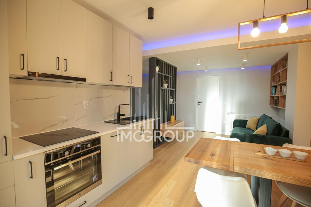 De inchiriat apartament 2 camere Iulius Mall parcare terasa premium