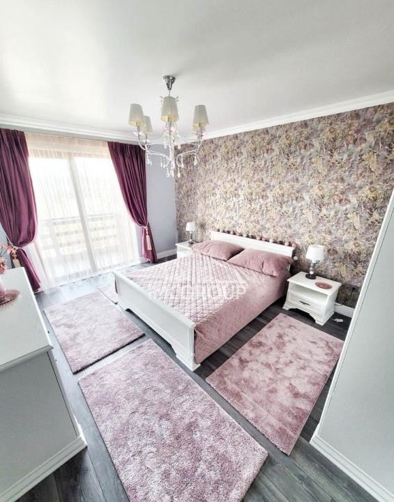 Casă individuală cu 4 camere lux de închiriat în Gruia – Piscina
