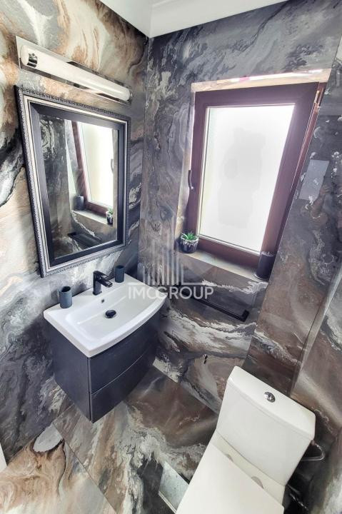 Casă individuală cu 4 camere lux de închiriat în Gruia – Piscina