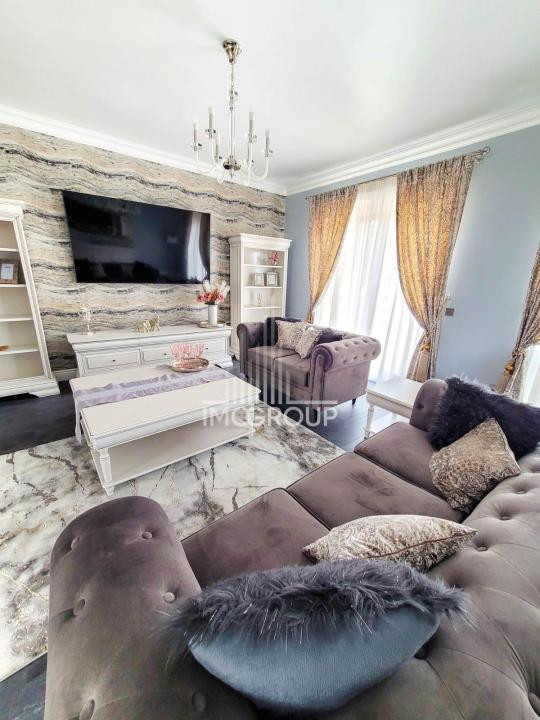 Casă individuală cu 4 camere lux de închiriat în Gruia – Piscina