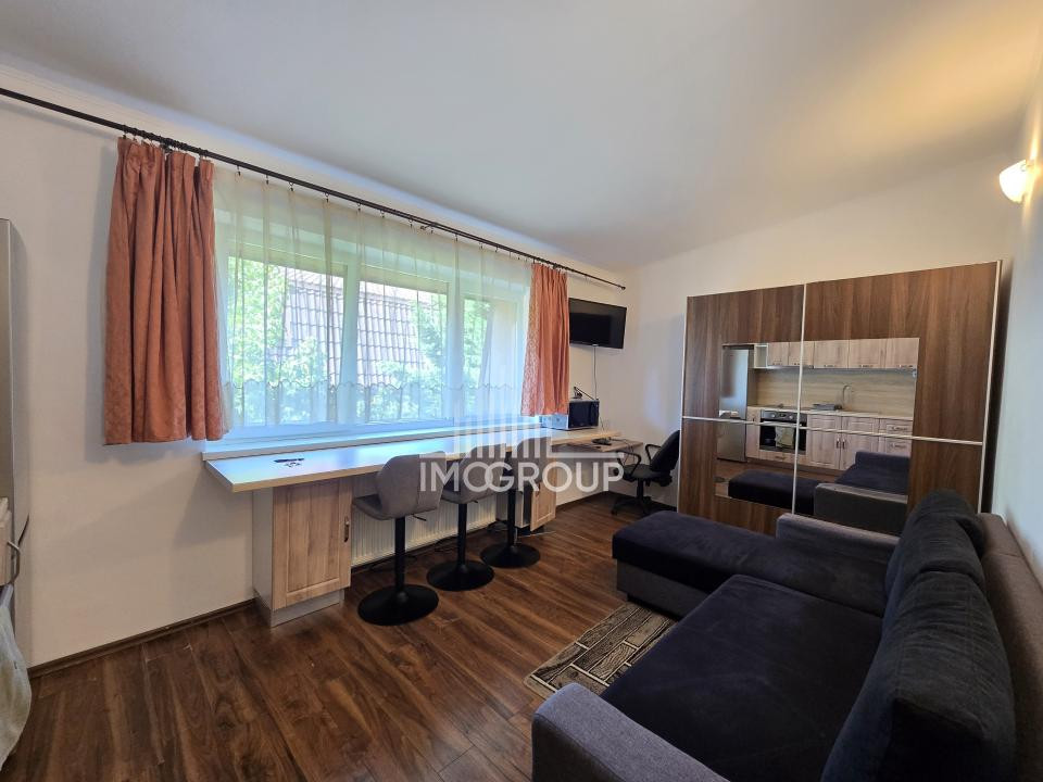 Apartament 3 cam de închiriat, 10 min de mers pe jos -UMF, utilitati incluse