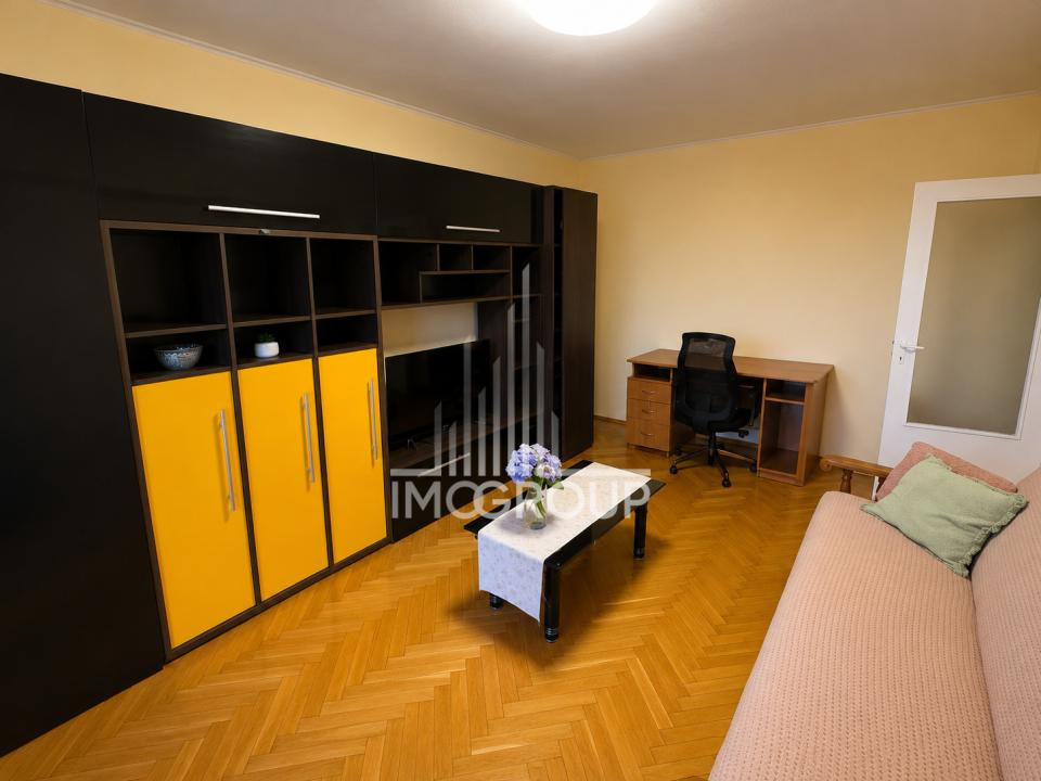 Apartament cu 2 camere decomandate de închiriat, Str. L. Pasteur, UMF 