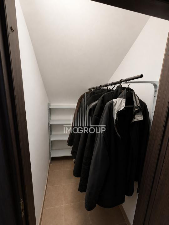 Casa individuala,  601 mp teren, zona retrasa, la intrare in Dezmir