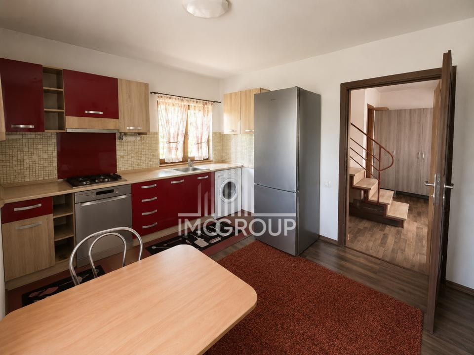 Casa individuala,  601 mp teren, zona retrasa, la intrare in Dezmir
