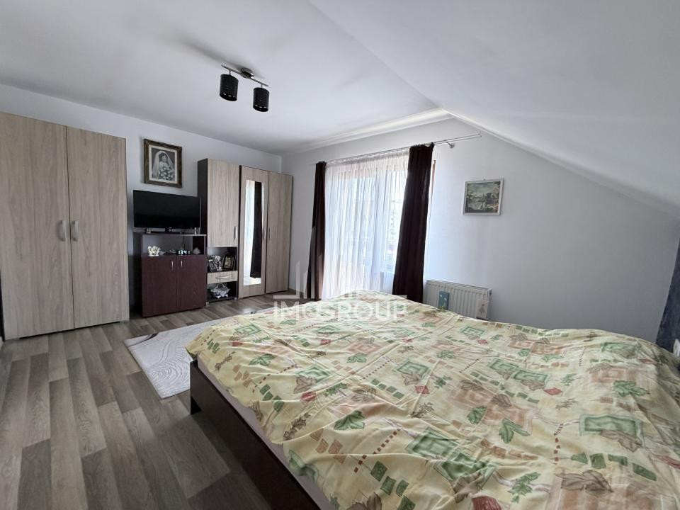 Casa individuala,  601 mp teren, zona retrasa, la intrare in Dezmir