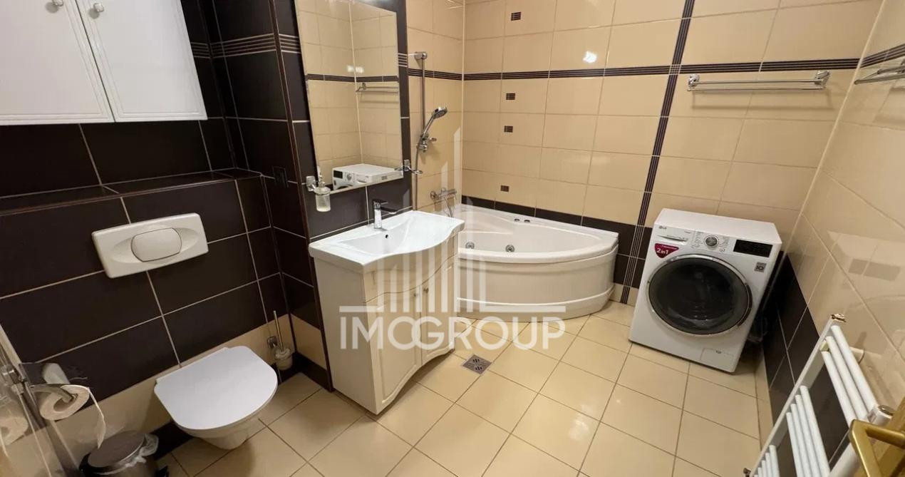 Apartament spațios cu 2 camere de închiriat – Piața Mihai Viteazul