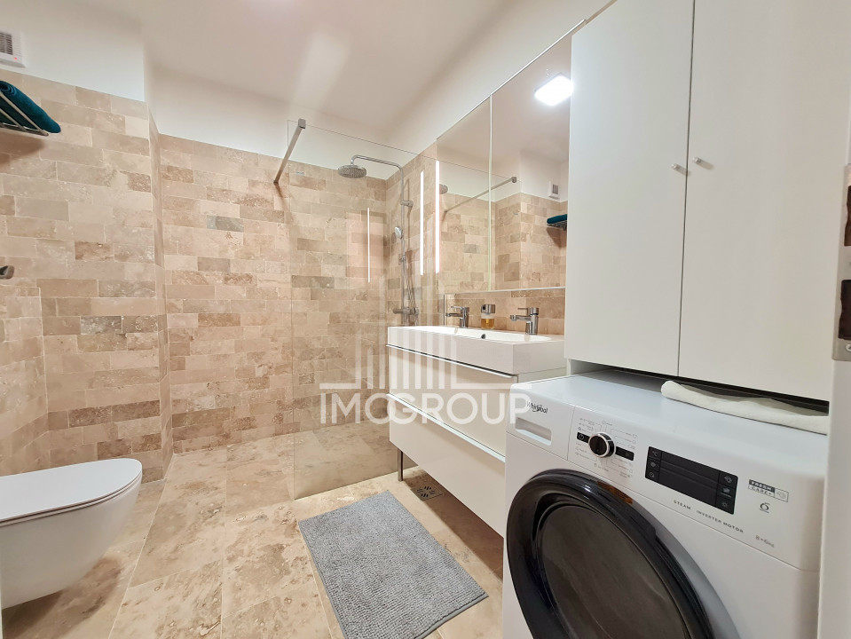 De inchiriat apartament 2 camere , dressing, AC, parcare