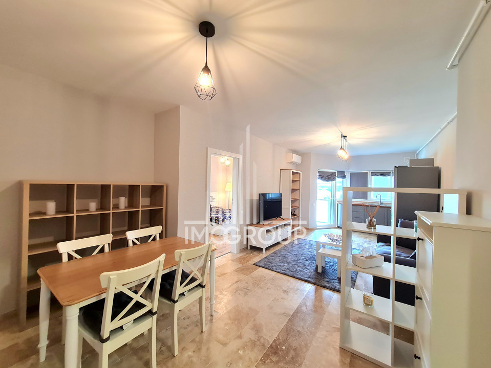 De inchiriat apartament 2 camere , dressing, AC, parcare