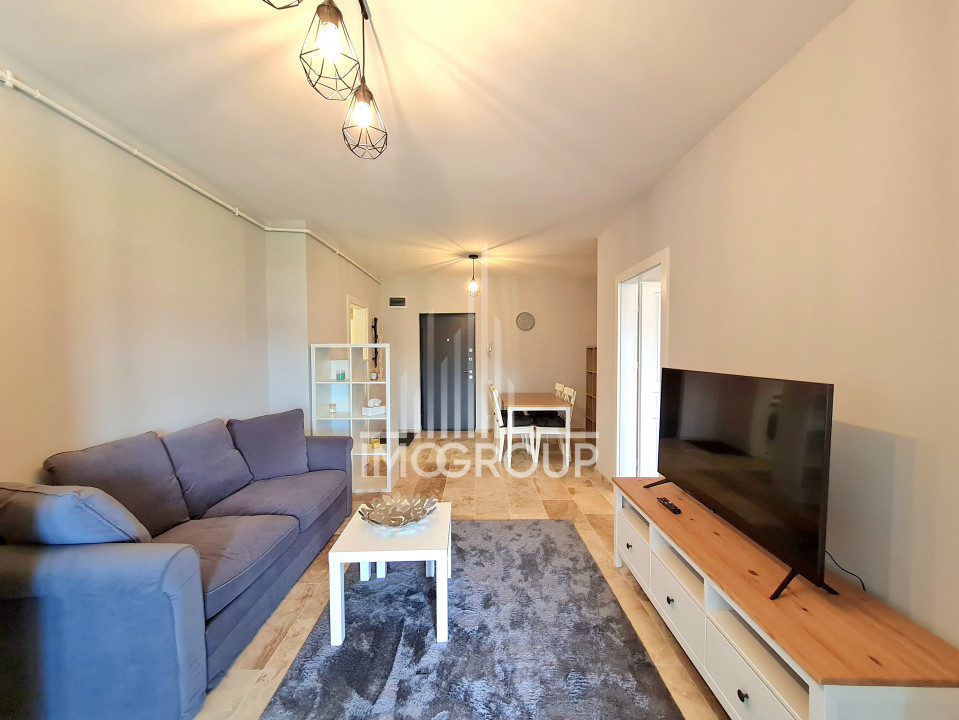 De inchiriat apartament 2 camere , dressing, AC, parcare