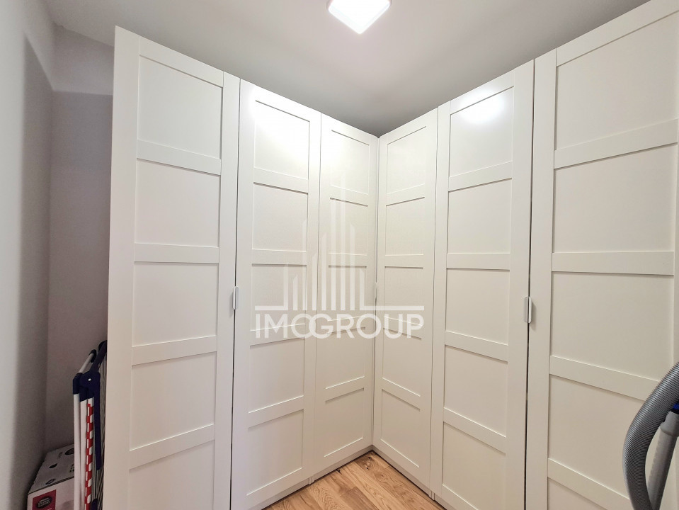 De inchiriat apartament 2 camere , dressing, AC, parcare