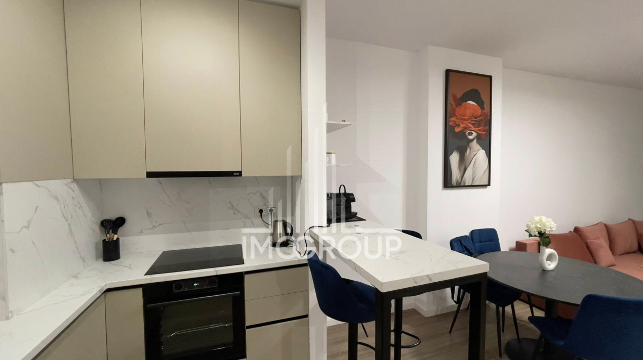 Apartament modern cu 2 camere, parcare - Elite City
