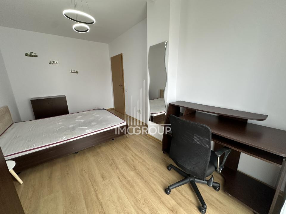 Apartament de inchiriat 3 camere, 2 bai , Piata Mihai Viteazul
