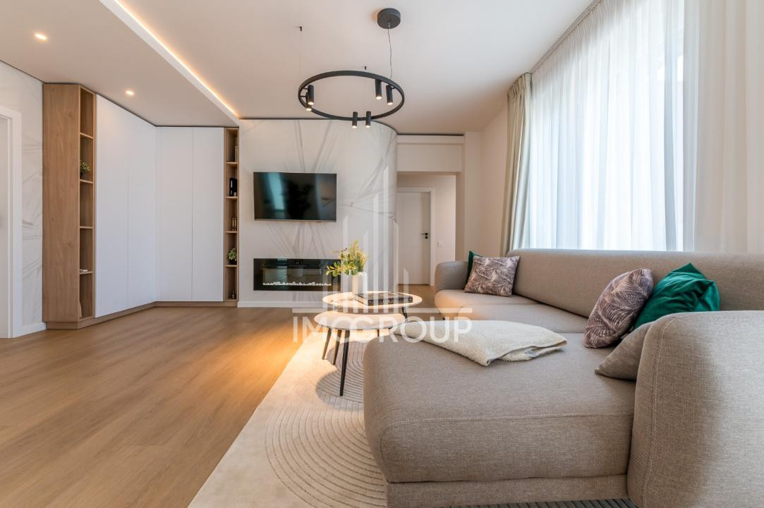 Cel mai deosebit apartament cu 3 camere din Zorilor se închiriază!