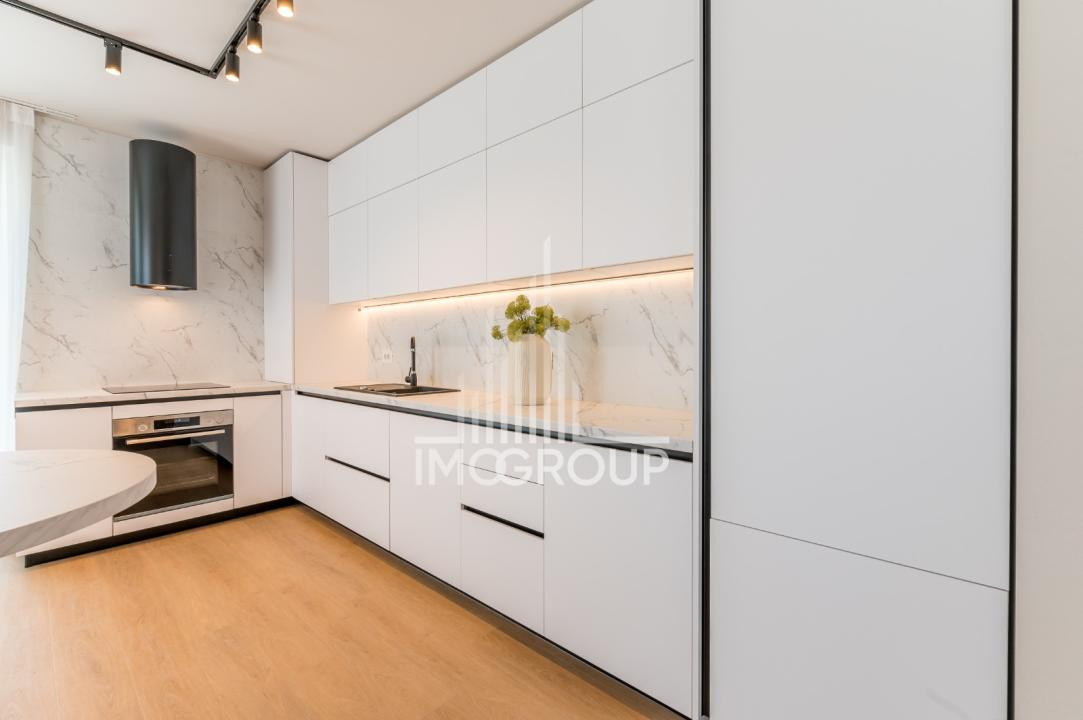 Cel mai deosebit apartament cu 3 camere din Zorilor se închiriază!