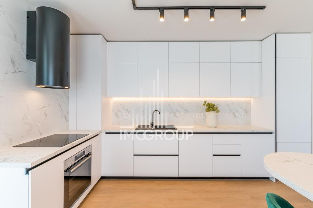 Cel mai deosebit apartament cu 3 camere din Zorilor se închiriază!