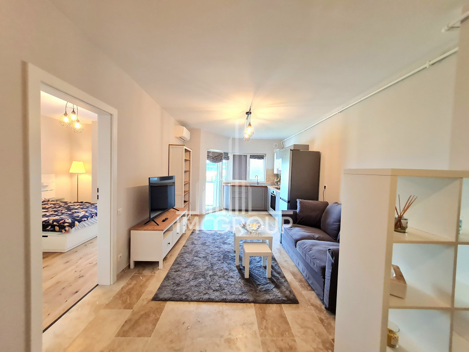 De inchiriat apartament 2 camere , dressing, AC, parcare