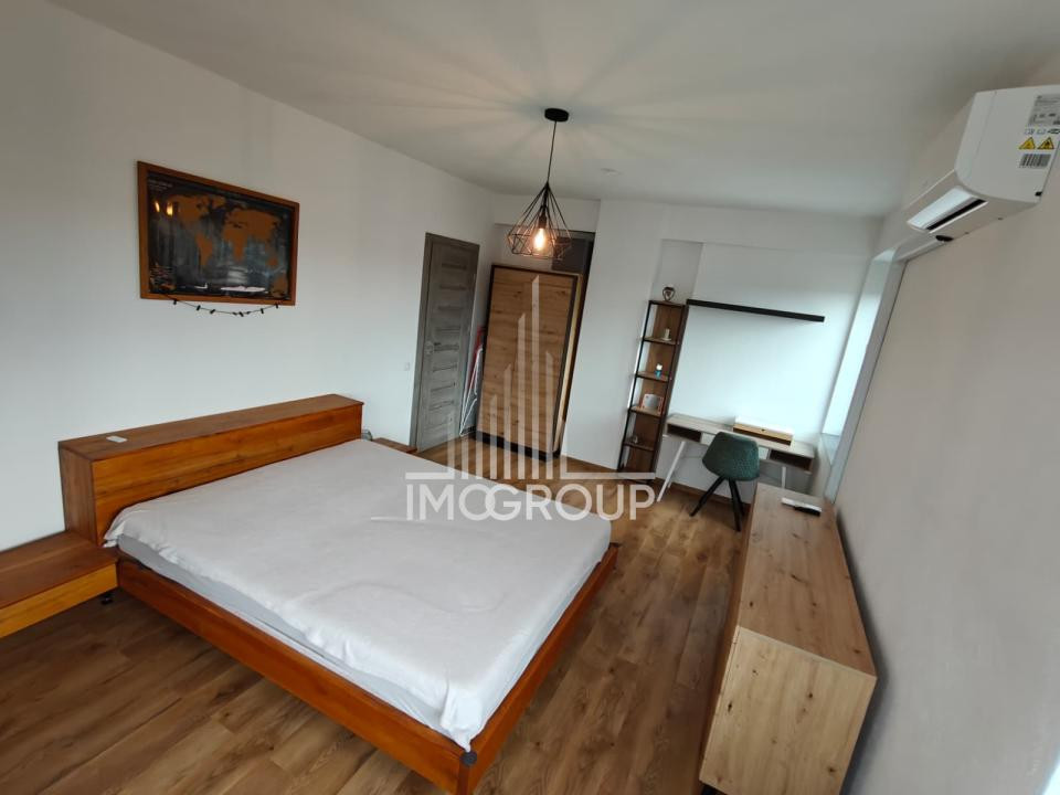 Apartament 3 camere de închiriat , 2 bai , Centru- Piata Mihai Viteazu
