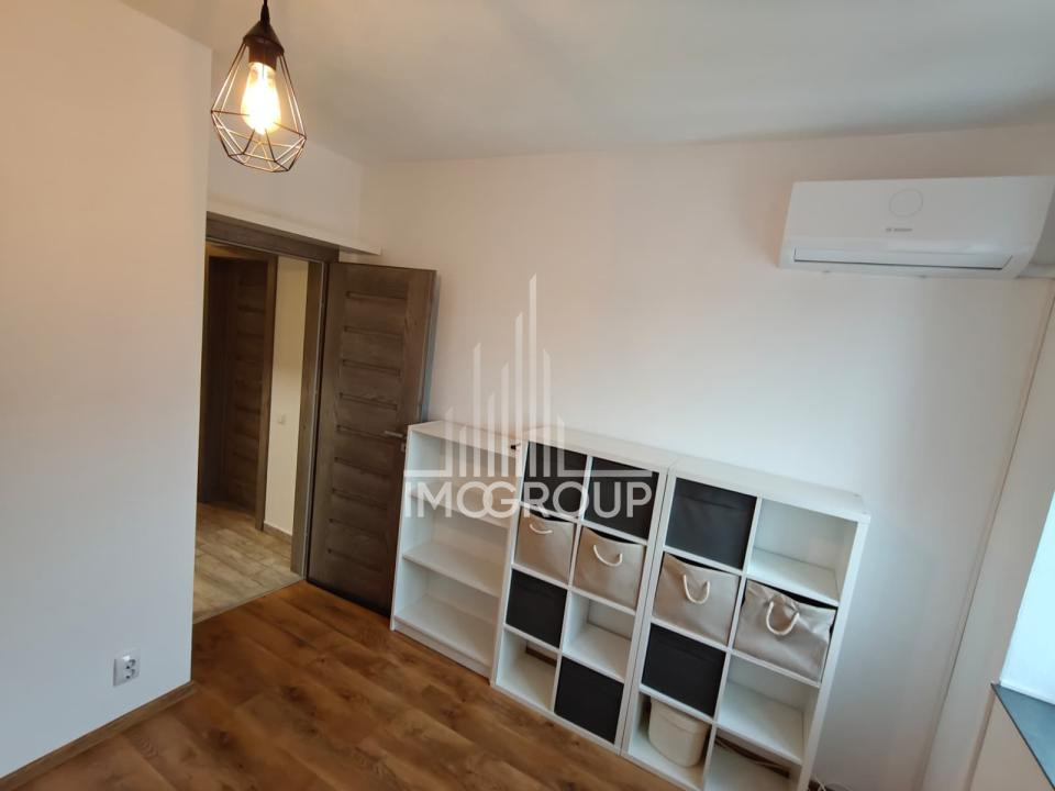 Apartament 3 camere de închiriat , 2 bai , Centru- Piata Mihai Viteazu