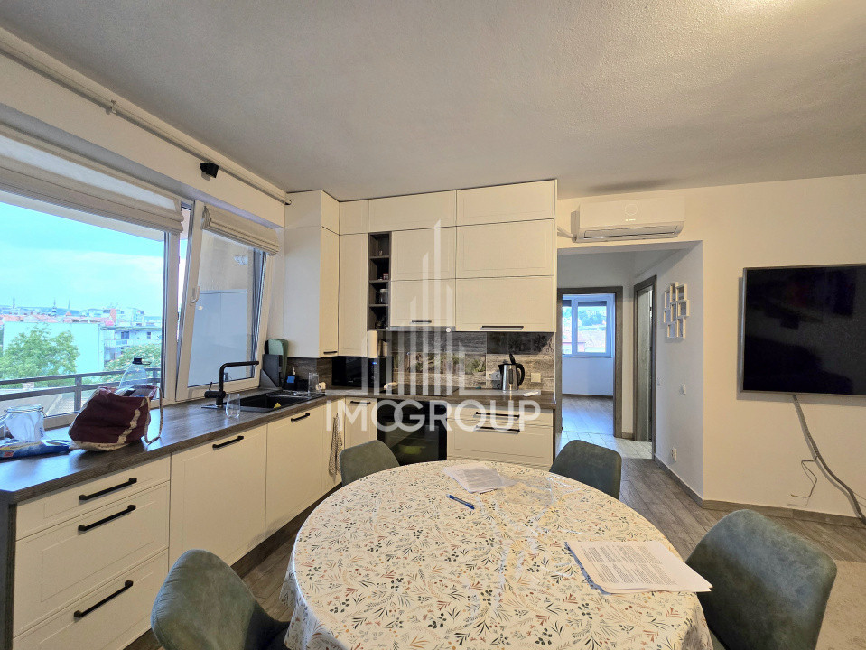 Apartament 3 camere de închiriat , 2 bai , Centru- Piata Mihai Viteazu