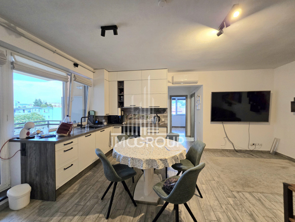 Apartament 3 camere de închiriat , 2 bai , Centru- Piata Mihai Viteazu