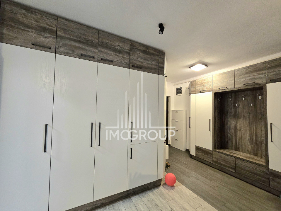 Apartament 3 camere de închiriat , 2 bai , Centru- Piata Mihai Viteazu