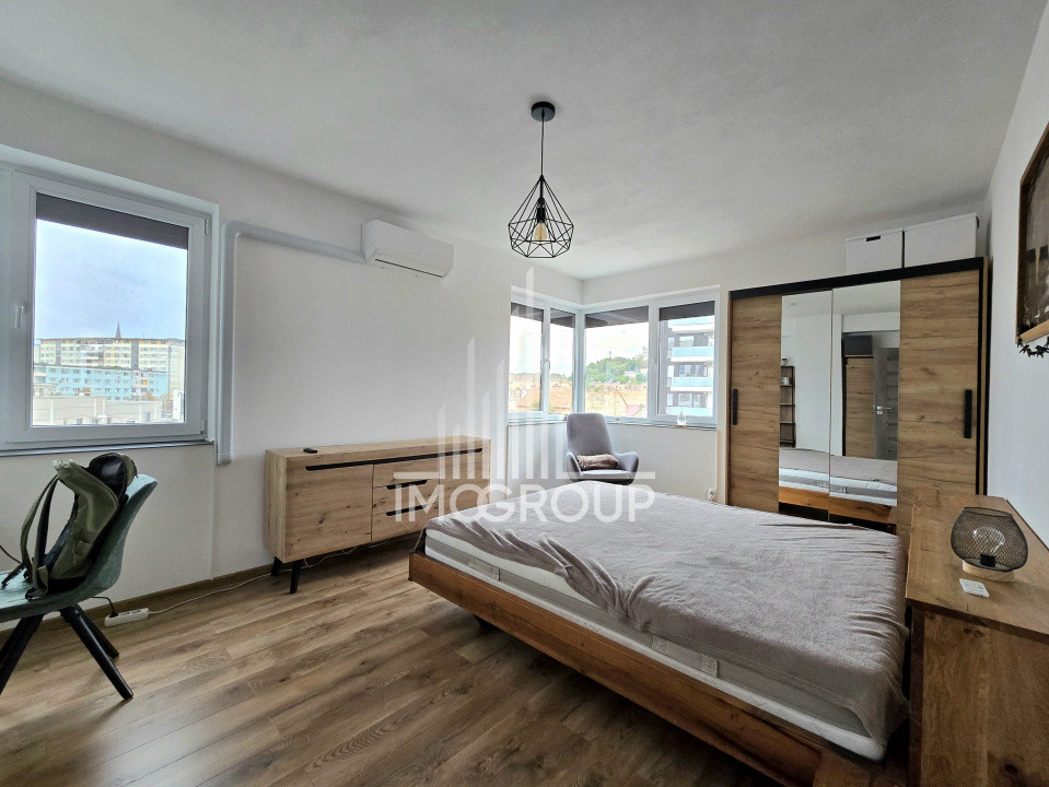 Apartament 3 camere de închiriat , 2 bai , Centru- Piata Mihai Viteazu