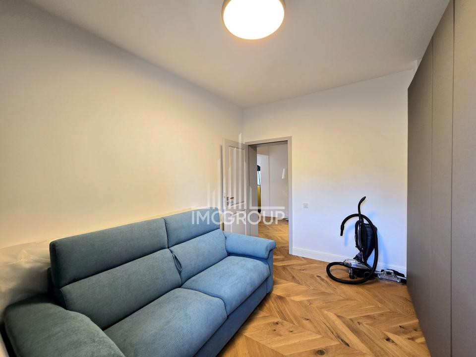 Apartament de lux 4 camere de închiriat – lângă UMF și Casa de Cultură