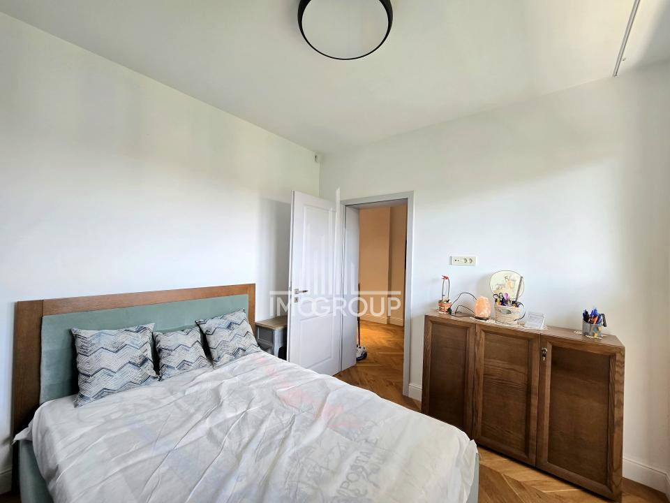 Apartament de lux 4 camere de închiriat – lângă UMF și Casa de Cultură