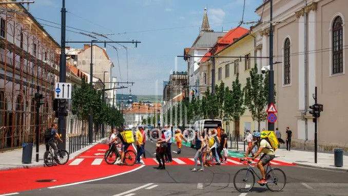 Spațiu de închiriat – 90 mp, zona Strada Regele Ferdinand