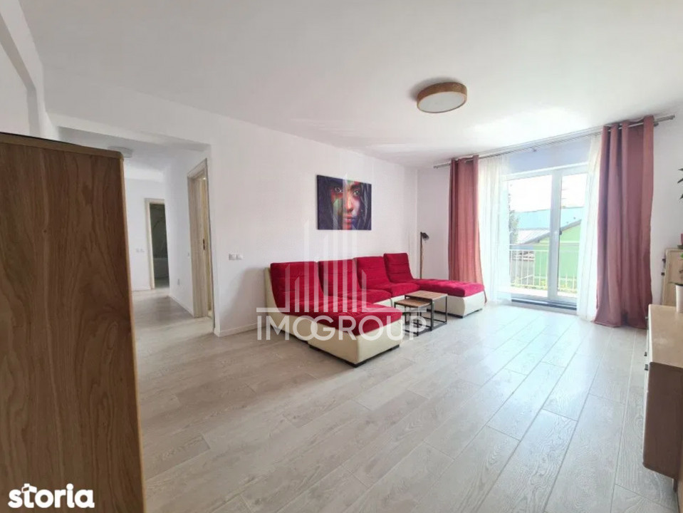 Apartament 3 camere si 2 bai de inchiriat, parcare, 80mp, Centru