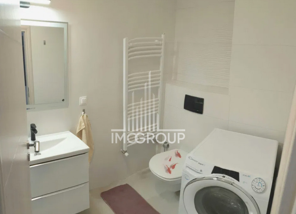 Apartament 3 camere si 2 bai de inchiriat, parcare, 80mp, Centru