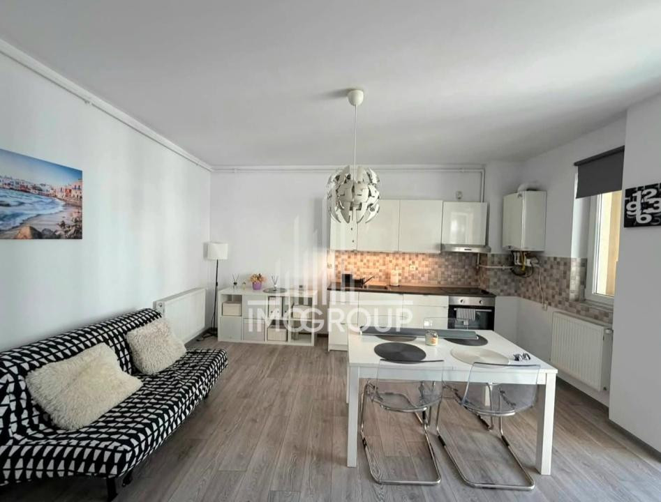  Apartament modern cu 2 camere – Zona Centrală 
