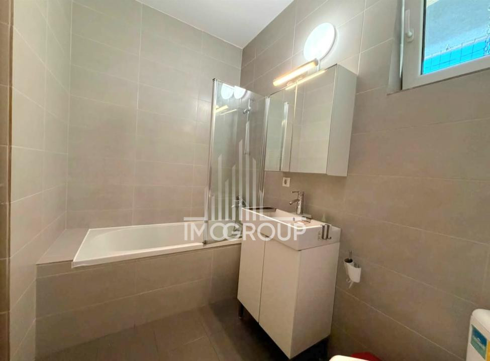 Apartament modern cu 2 camere – Zona Centrală 