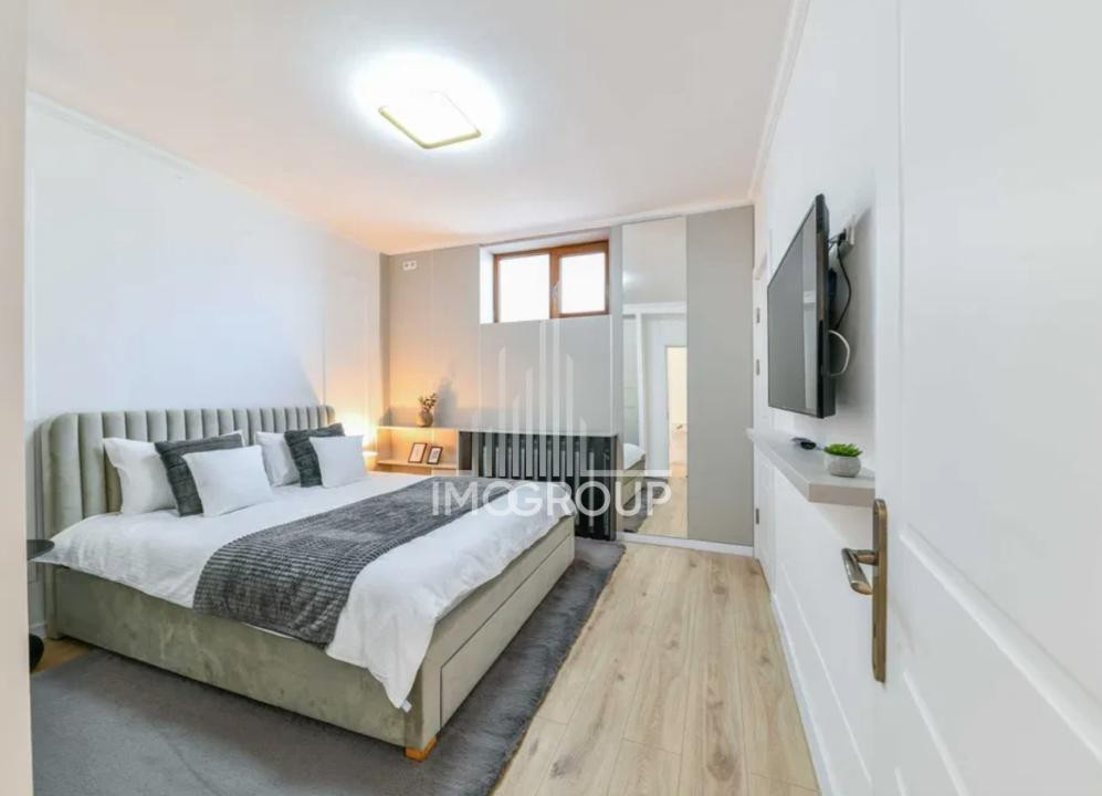 APARTAMENT 3 CAMERE DE ÎNCHIRIAT – ULTRACENTRAL | UMF
