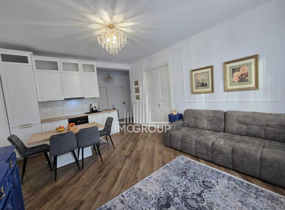 Apartament 3 camere  de inchiriat 2 bai Centru - Dorobantilor