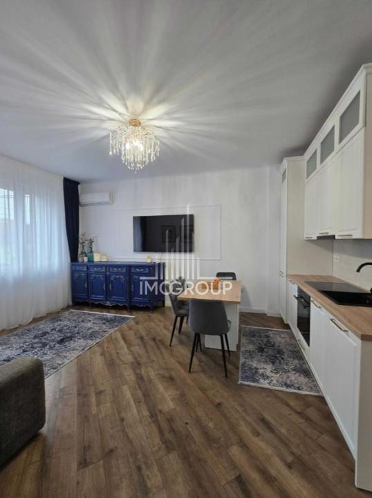 Apartament 3 camere  de inchiriat 2 bai Centru - Dorobantilor