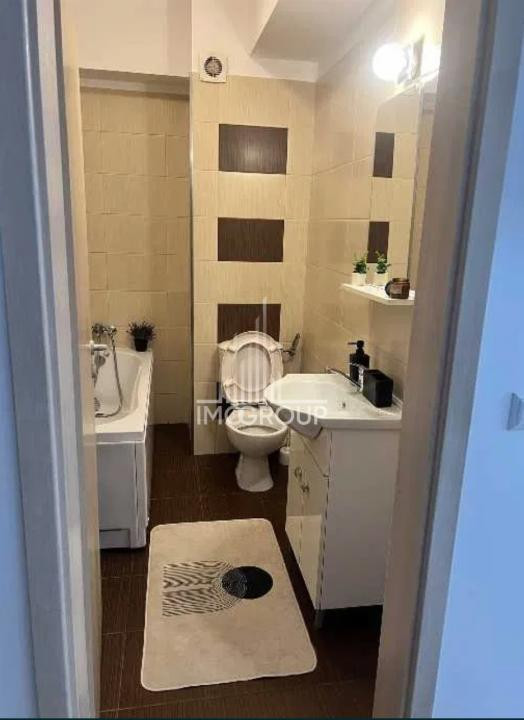  Apartament cu 2 camere de închiriat – Zorilor, parcare