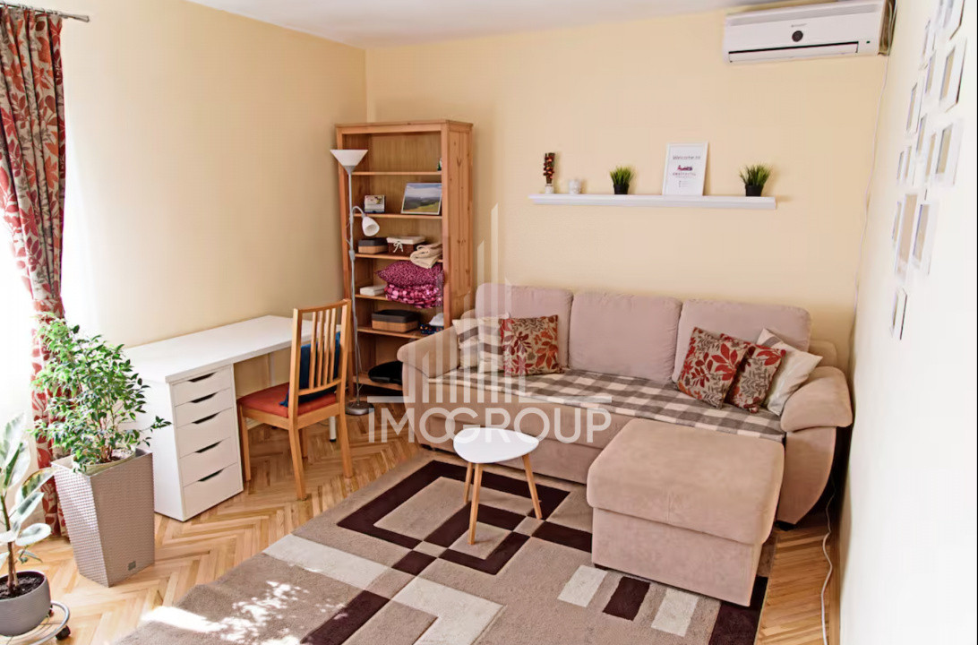 Apartament cu 2 camere de vanzare, parcare, Titulescu 