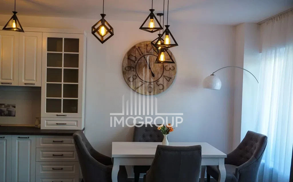 Apartament modern cu 2 camere de închiriat str Dorobanților