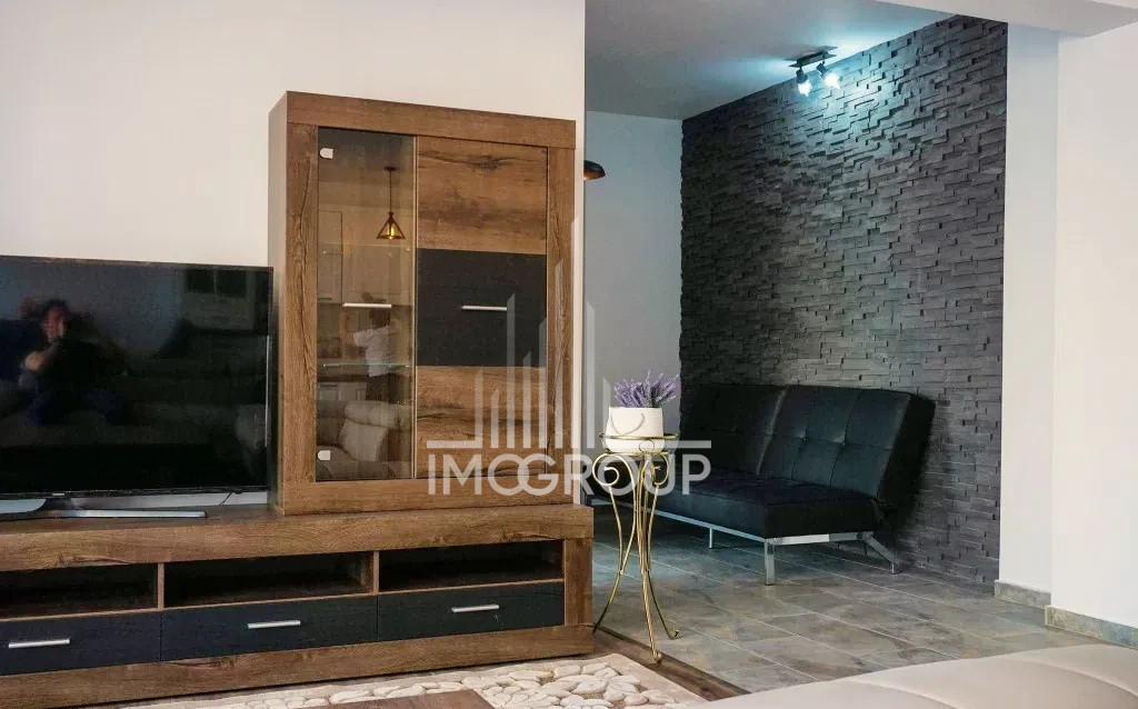 Apartament modern cu 2 camere de închiriat str Dorobanților