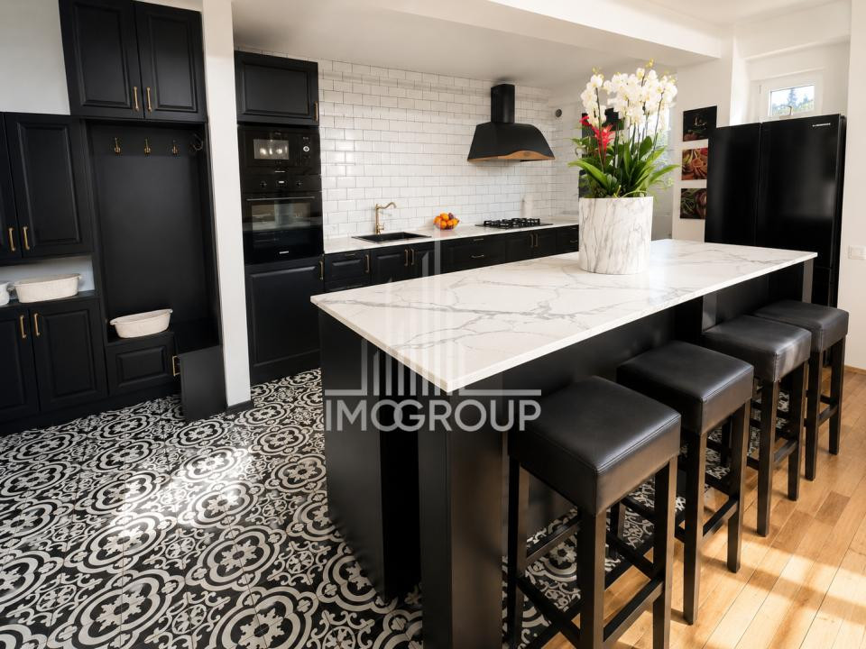 Vanzare apartament superb 3 camere si 2 bai, Gheorgheni